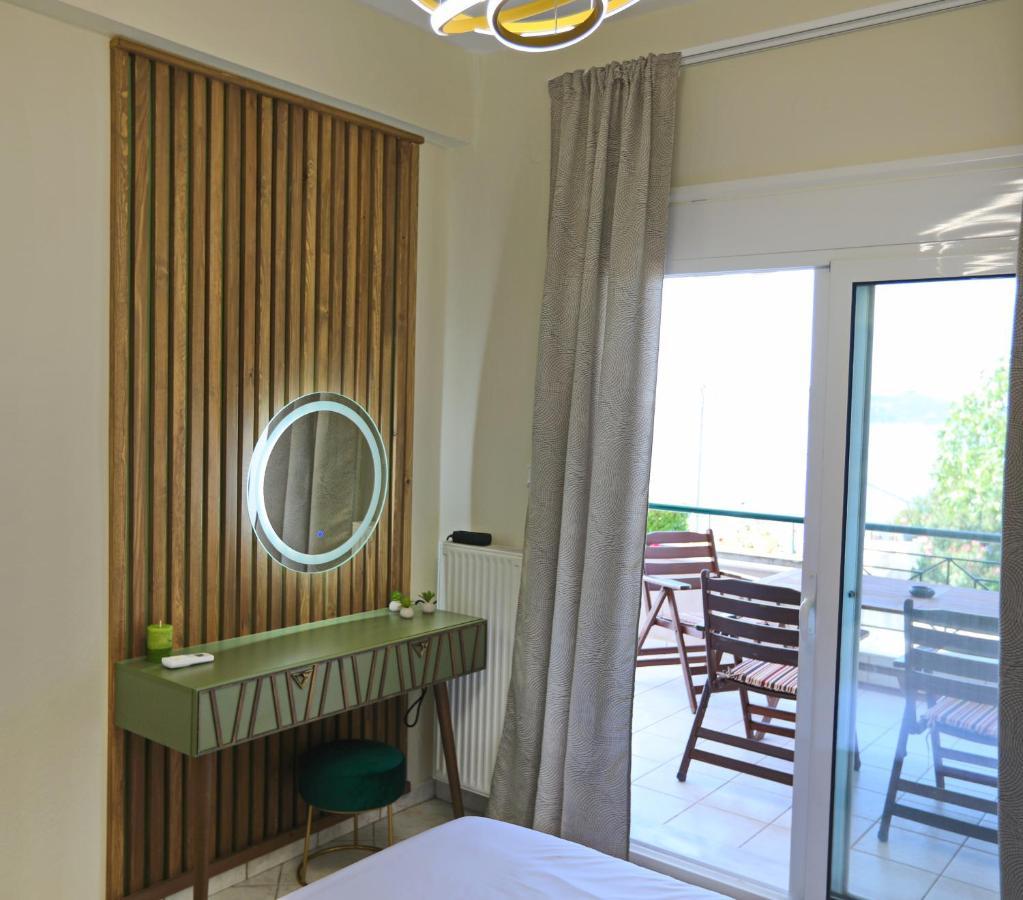 Coral Suite PalaiónTsiflíkion Exterior foto
