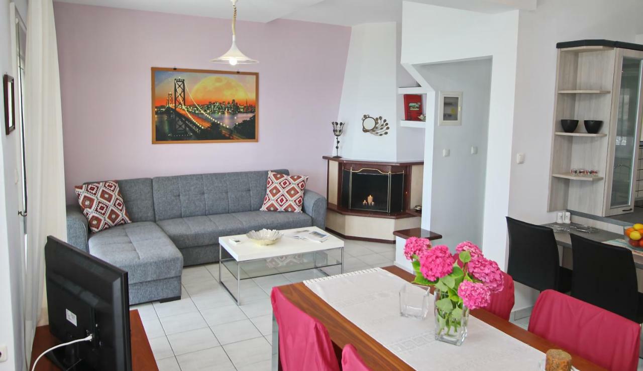 Coral Suite PalaiónTsiflíkion Exterior foto