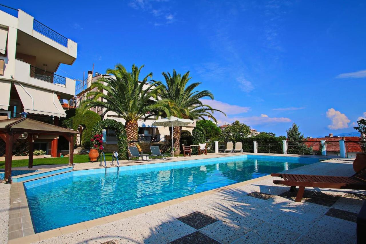Coral Suite PalaiónTsiflíkion Exterior foto